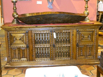 Carved four-door reproduction Spanish colonial sideboard / credenza, cachimbo hardwood