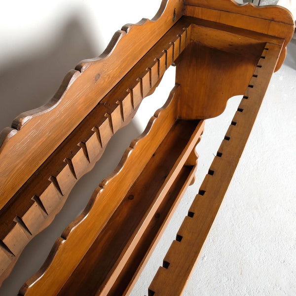 Antique hanging plate rack, pine