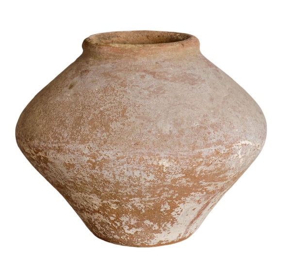 Antitque clay cook pot