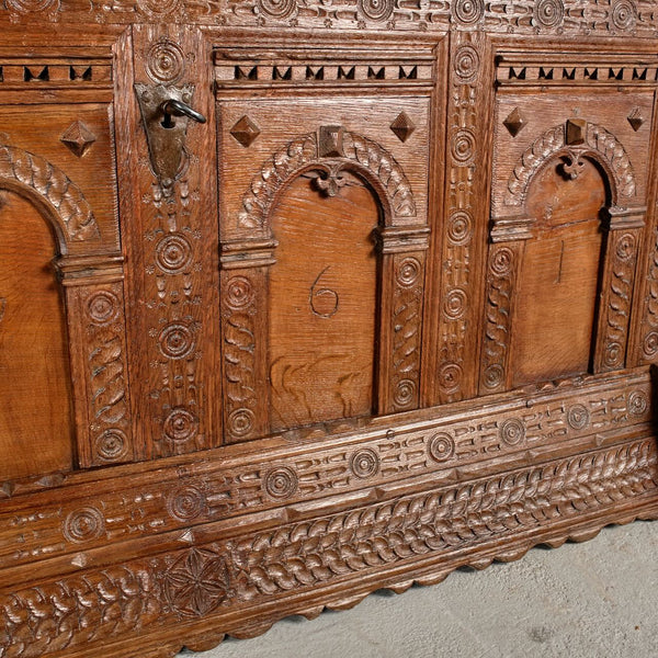 Antique large Basque chest with carved arches and carved skirt, oak and  chestnut