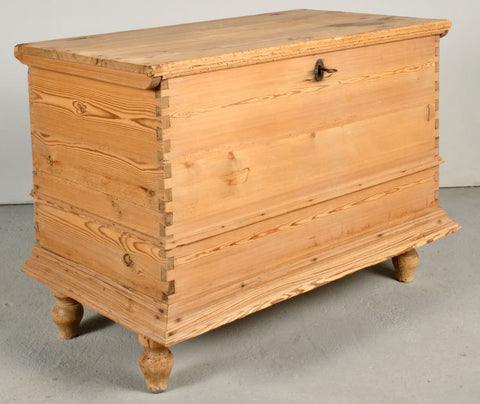 Antique pine Alpujarran village chest