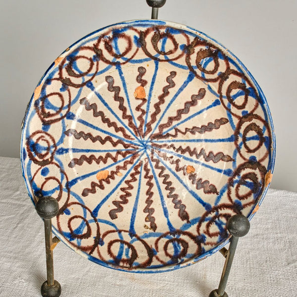 Antique manganese, blue and white Fajalauza bowl