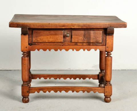 Antique single drawer scalloped skirt accent table, walnut