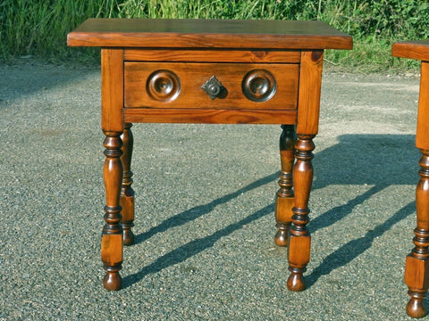 Antique turned-leg pine accent table with drawer