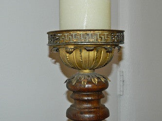 Tripod floor candlestick with gilt metal bobeche