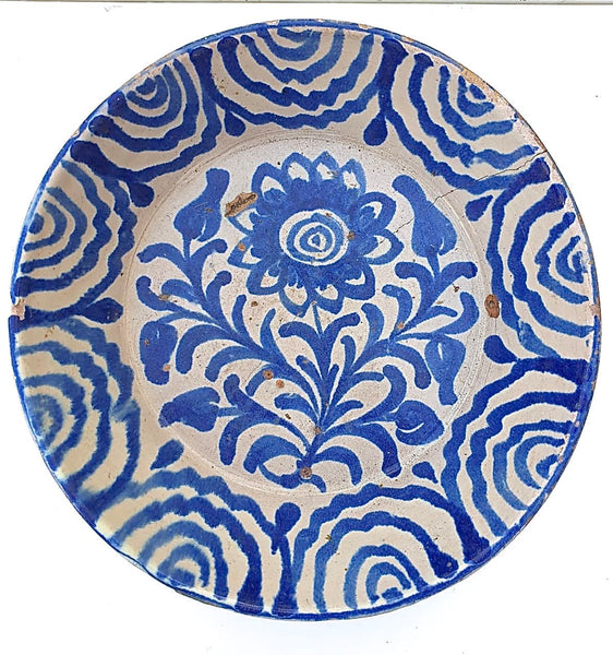 Antique blue and white painted Fajalauza bowl