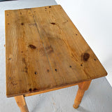 Antique turned leg pine accent table with drawer