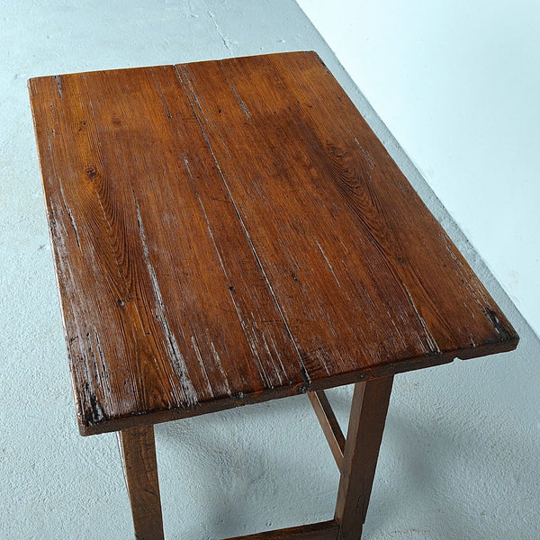 Antique straight leg accent table with drawer, chestnut