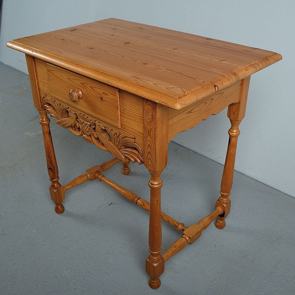 Antique scalloped skirt pine accent table with drawer