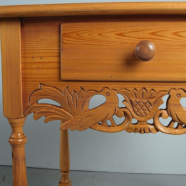 Antique scalloped skirt pine accent table with drawer
