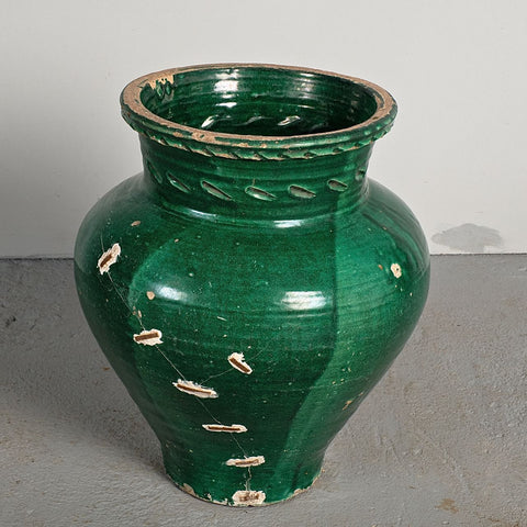 Antique glazed green “Triana” jar