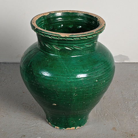 Antique glazed green “Triana” jar