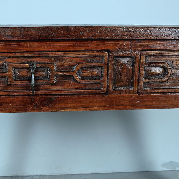 Turned leg two-drawer console table with chain carving