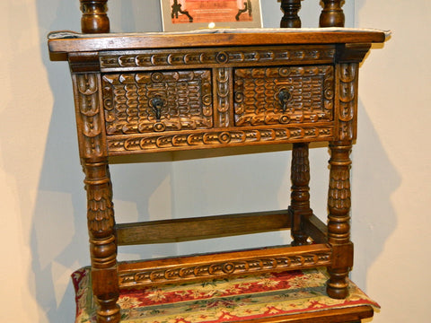 Carved three-drawer reproduction "Burgales" console table, cachimbo hardwood