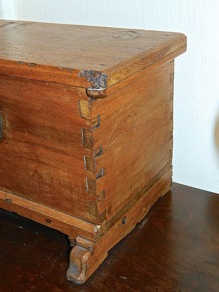 Antique tabletop document box, pine