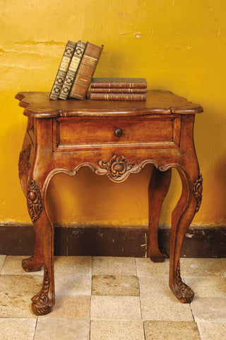 Carved single-drawer reproduction cabriole leg nightstand, cachimbo hardwood